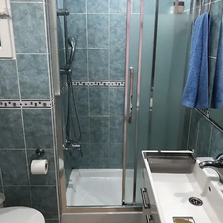 Apartaments Ar Els Pins Apartment